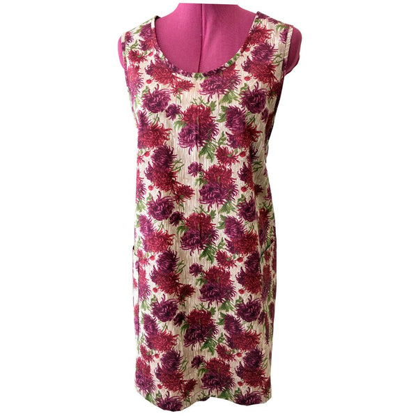 Apron Burgundy Blooms (Button Back)